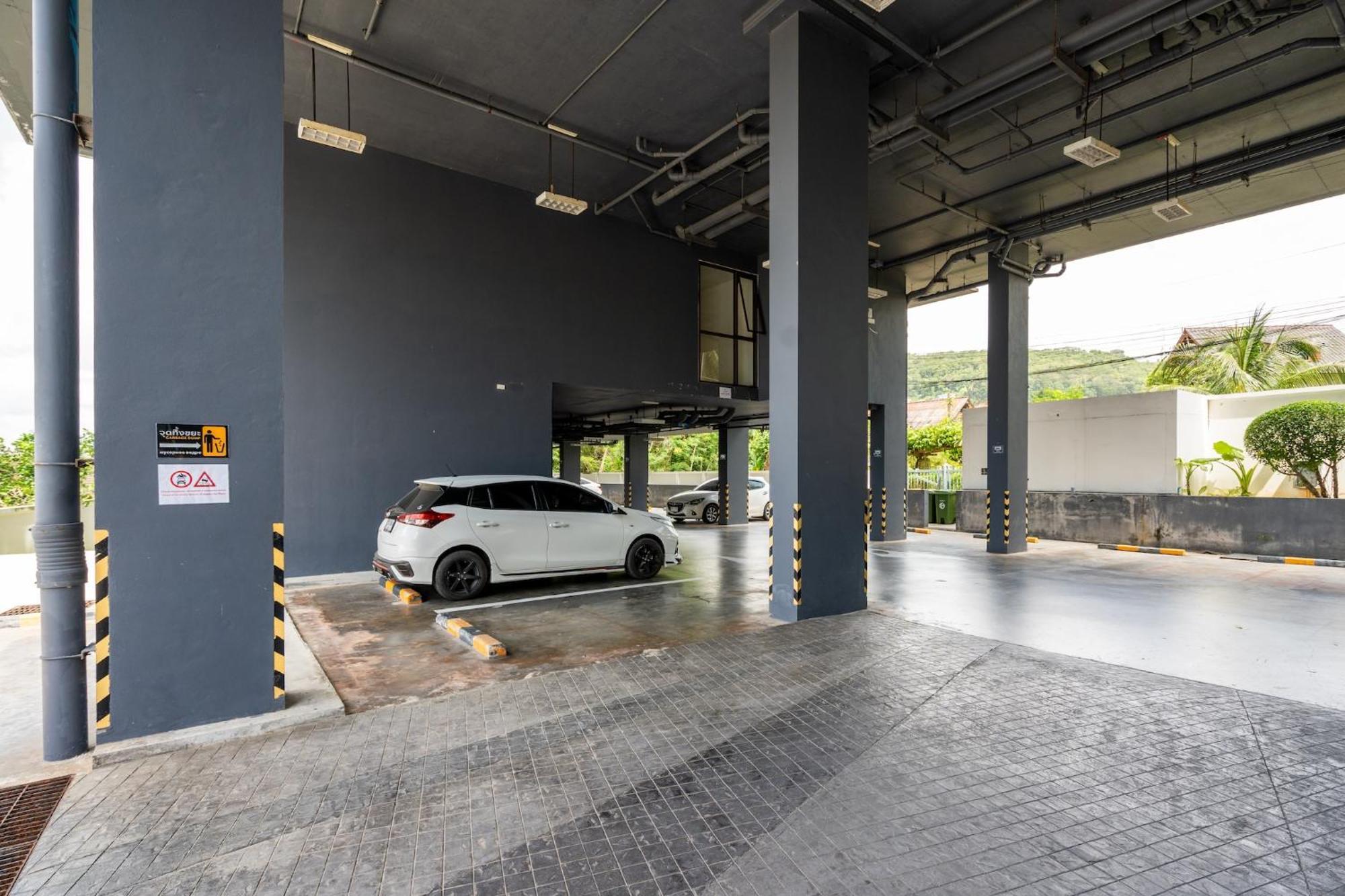 Aristo 2 Apartments By Beringela Surin Beach  Buitenkant foto