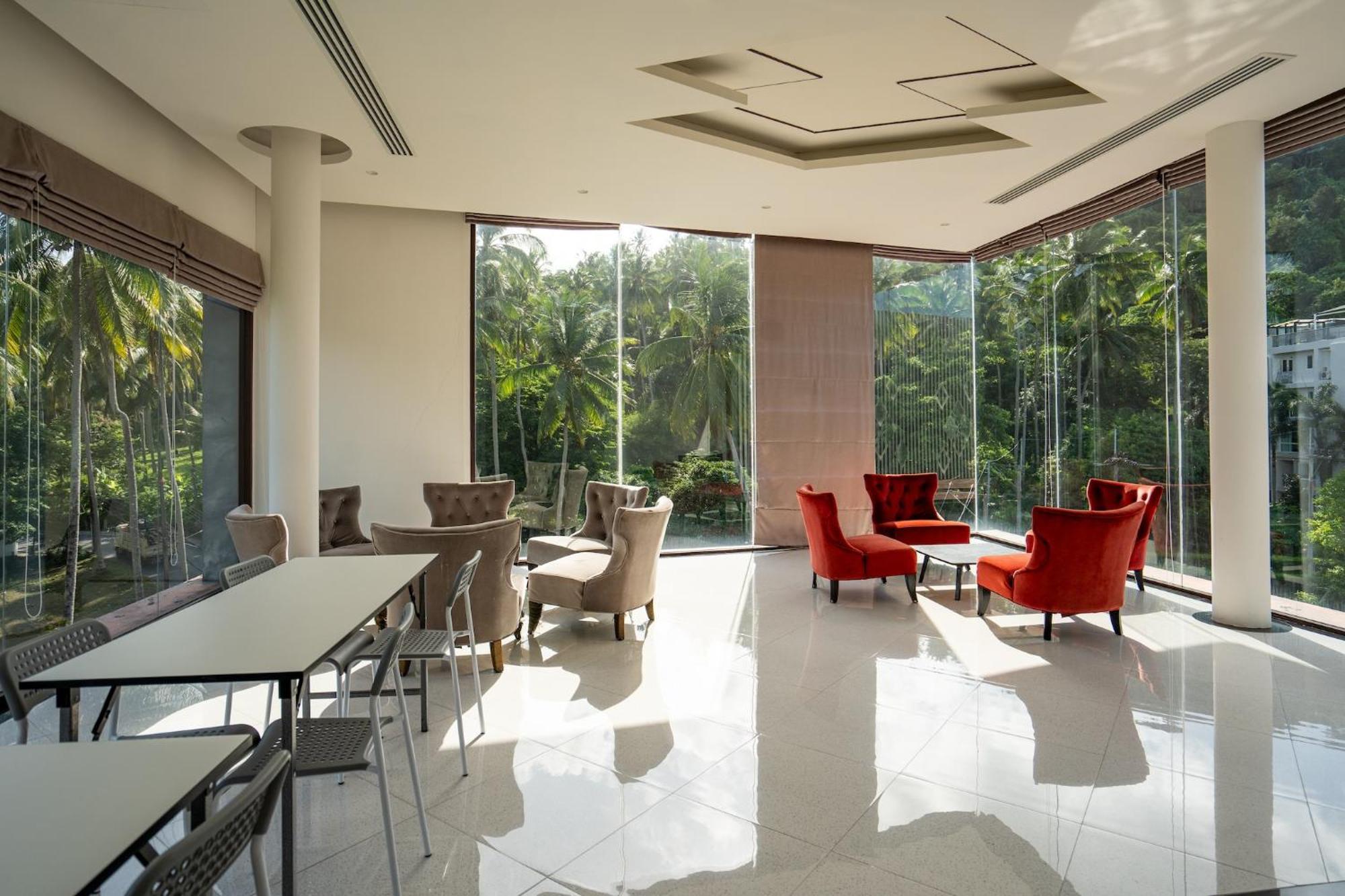 Aristo 2 Apartments By Beringela Surin Beach  Buitenkant foto